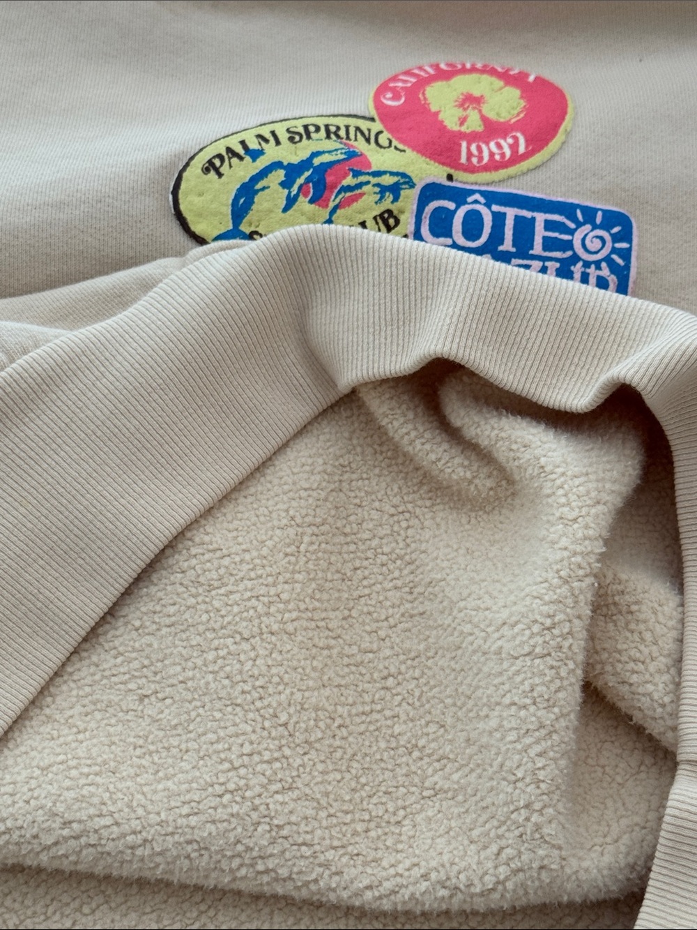 Daydreamer LA Beige Beach Themed Travel Patch Crewneck Sweatshirt Oversized OS - Picture 9 of 11